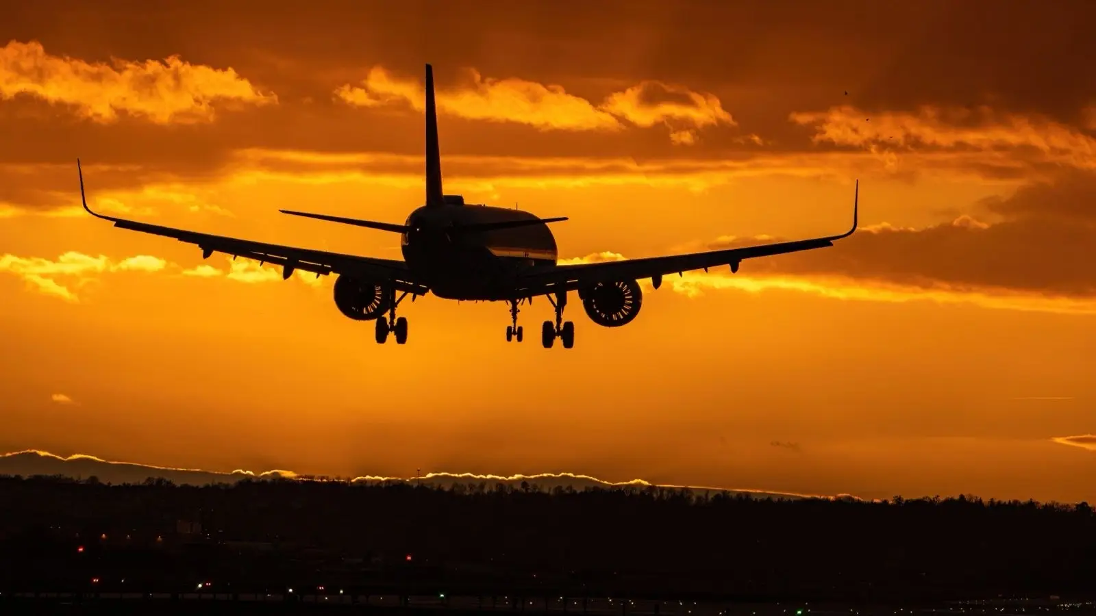From Charles de Gaulle Airport to Paris Beauvais Airport  Limousine Transfer